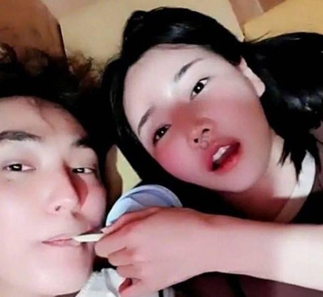 市一中少儿部举行“模拟法庭”活动